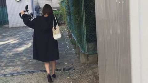 【無碼ｘ個人攝影】人妻愛奴2號　大白天在公園裡搭訕，在公廁讓對方中出內射。