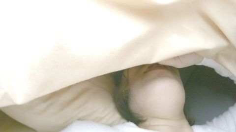 【無碼ｘ個人攝影】人妻愛奴2號  最大的危機!?半夜拿備份鑰匙侵入民宅私通的時候…老公竟然回家了！【附高畫質特典影片】