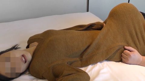 【個人撮影】妊娠の為に他人棒の精液でもいいと思ってる若妻　計画的に中出しを*宮の奥で受け止める