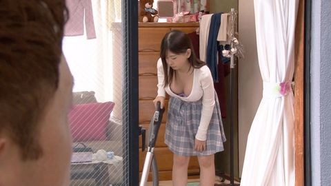 向かいの部屋の巨乳美女をこっそり覗いていると恥じらいながらも誘惑し始め理性を失った僕は誘われるがまま… Part3