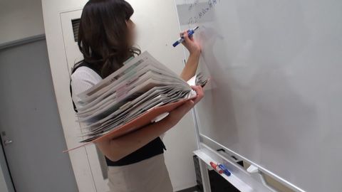 【OL・制服】美人部下がミスしたのでエッチな謝罪を強要。オフィスで濃厚フェラチオご奉仕。