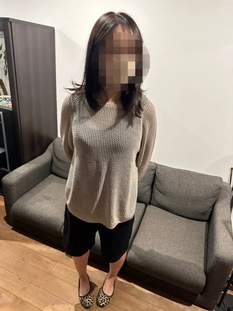 清楚系ビッチ人妻の淫乱フェラ