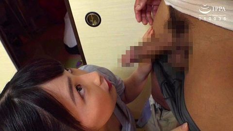 隣の部屋には従業員… バレるかバレないか！？ギリギリのセックスを楽しむ巨乳妻 美園和花