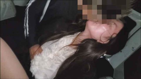 【個人】元ヤンタトゥーな人妻　入学式後自宅に押し掛け、車で連れ去り。パンスト引き裂き人気のない暗がりで