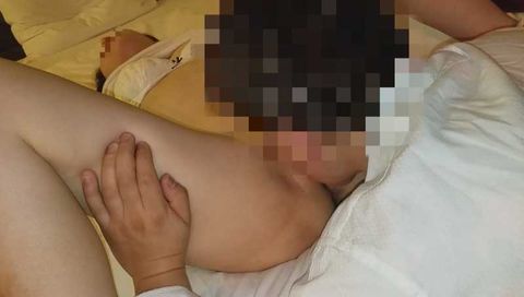 【個人】スレンダー妻。出産後の身体を無慈悲にしたあげく*宮に流し込むように大量中出し。