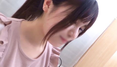 【清純スケベ】【完全顔出し】美肌美形の初脱ぎ、初生ハメ、初中出し、初鬼イカせ。おっさんの言う事を何でも聞いてくれる大天使は全身をピンク色に染めて感じまくる