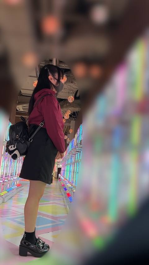 【パンチラ】【ガチ交渉】激かわ原宿**のパンツが見たくて。。。さらに交渉でフェラまで♥