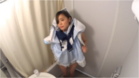 【即削除】【コンカフェ】18歳スレンダーで色白コンカフェ譲　個撮しながら***中だし【個撮】