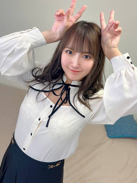 【４K動画・2本立て！】素人ガチナンパ！新おへそ見せてください！お姫様系巨乳＆可憐小柄*系微乳OLおへそからイタズラできちゃいました♪