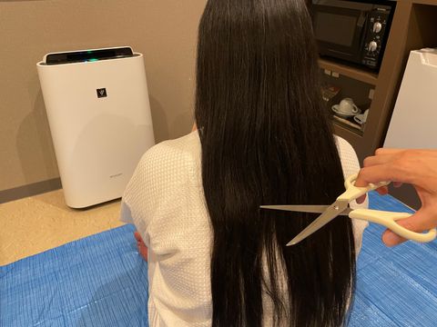 ロングヘア断髪動画【MINA】