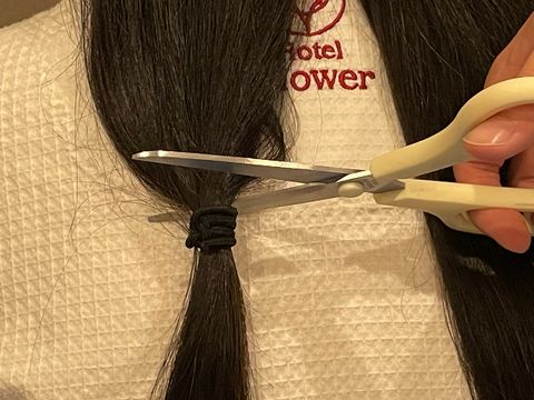 ロングヘア断髪動画【MINA】