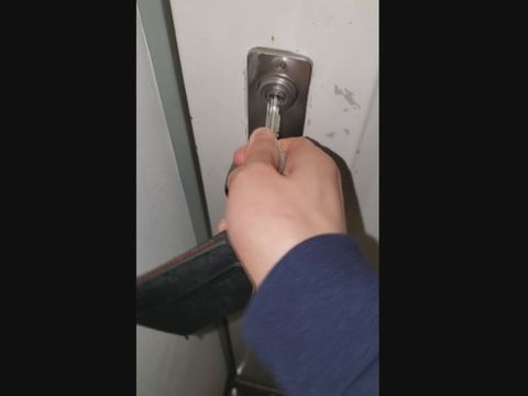 【個人】巨根の暴走　Fカップ妻、家の鍵を持ち帰り旦那の夜勤の隙に潜入プチ３P　他人汁２連発で顔面を汚される。※汚した顔面はきれいに洗ってあげました