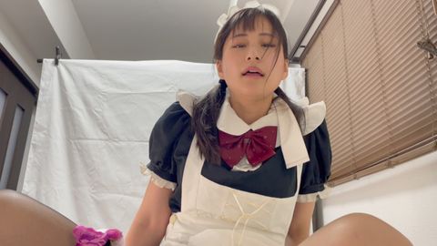 SALE※某有名メイドカフェの個撮ハメ撮り。奉仕が大好き。アナル舐め、ストッキング足コキなんでもする従順*※半中半外中出し