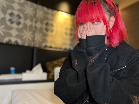 希少作！！【ガチ素人/個撮】赤髪のサブカル地雷　のあ19歳・界隈**の素顔は素直でエ○チなので美味しくいただきました