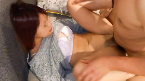 DV受けてる人妻【個人】銀行で引き出した生活費を丸々奪い、抵抗する人妻へ無理やり他人棒をねじ込み孕ませ中出し