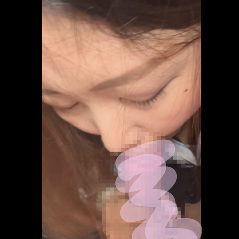 #11【車内ぽちゃ可愛フェラ】柔らかい唇に咥えさせる#11