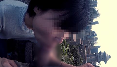 【緊急発売※クレーム時即削除】夕暮れの墓場にて・ガリ勉真面目っ*をどこでもチンポをしゃぶる肉棒咥器具に育てるまでの一部始終