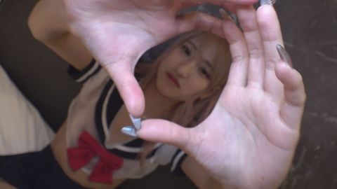 [限定]コスプレギャルにゴム無し生中セックス！【裏】