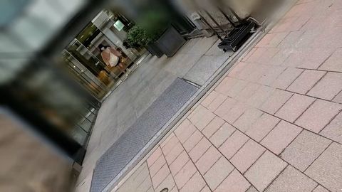 【5/6公開停止】【色白】Fカップ美○女ももちゃん。街中でファンに見つかり絶体絶命。アイドルの汗の匂いを嗅ぎながら二度も膣奥発射。。