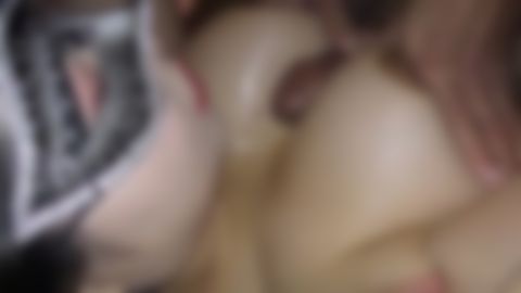 【個人撮影】豊満な肉体、そして柔らかい巨乳の**学校英語教師　休職中に再び見せた裏の顔