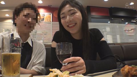 長身・デカ尻・巨乳過激マゾ妻ゆいなさん(24歳)池袋妻と中出しセクササイズ!!