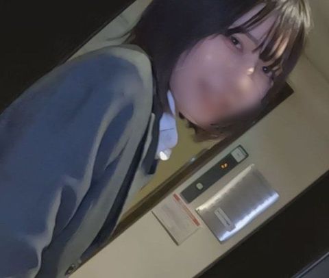 【不動産OL】物件内見でパンチラ狙った結果！05「あ●ちゃん激似のパンツ逆さでハミマン！それをダシに口淫！声までそっくり」