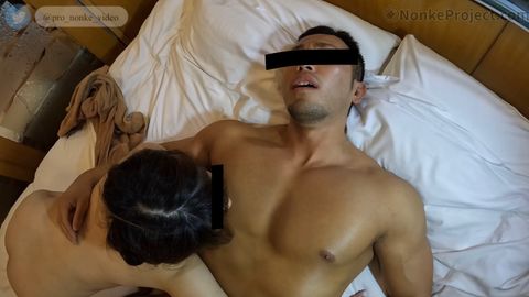 色黒マッチョが顔出しで生ハメセックスしちゃいます！