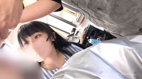 【特典おまけ動画付き】神カワイイ見習い美容師の卑猥なパンチラ＆デカ乳輪と乳首チラ【4K】