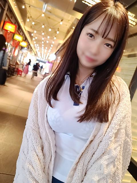 【ぽっちゃり・美●女】むにゅきゃわ「ミニマム巨乳」大** なつランド・20歳