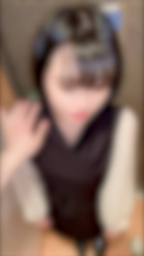 ハメ撮り【新人**大生】黒髪ボブの小**系part2。懐いてきたので再び呼び出しました。気が付いたら彼女の極小陰部に沼ってました。中出し×１発