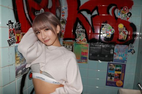 日焼ちびギャルをクラブトイレで先輩と回した後日におかわり3Pピクピク痙攣119番
