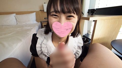 【無修正】小悪魔系メイド降臨！笑顔でチ●コを気持ちよくしてくれたお礼に、ザーメンを口いっぱいに注いであげる♡※顔出しレビュー特典あり