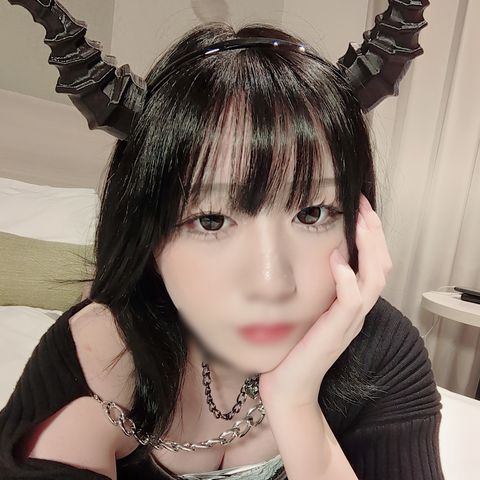 【無修正】性欲悪魔・光臨。おしゃれな美白ボディ**を刺しまくり！ハロウィンイベントに参加パリピ女性を激しく濃厚に絡み合ってハメまくり快楽堕ちさせ！
