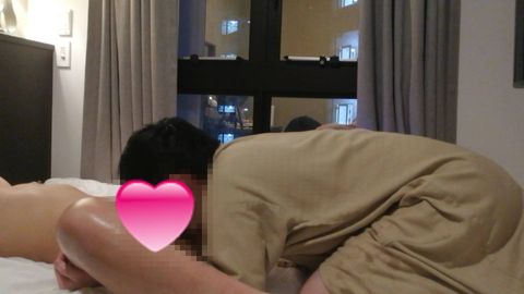 【女性用風俗】もう辞めて・・♡新人研修を受けに来た**大生にロトロオイルの性感マッサージ♡ 何度も喘ぎ絶頂しまくり、最後は大量の精*を中出しして孕ませる