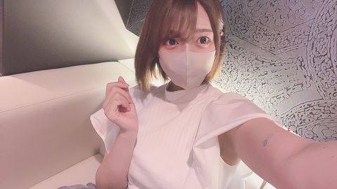 彼氏持ち『あざと可愛い』清楚系モデルにNTR生ハメ****※レビュー特典あり/Fカップかつスレンダーな身体にスラリと伸びる手足、まさに清楚系の究極美女ルックス。※プライベート流失※本数限定