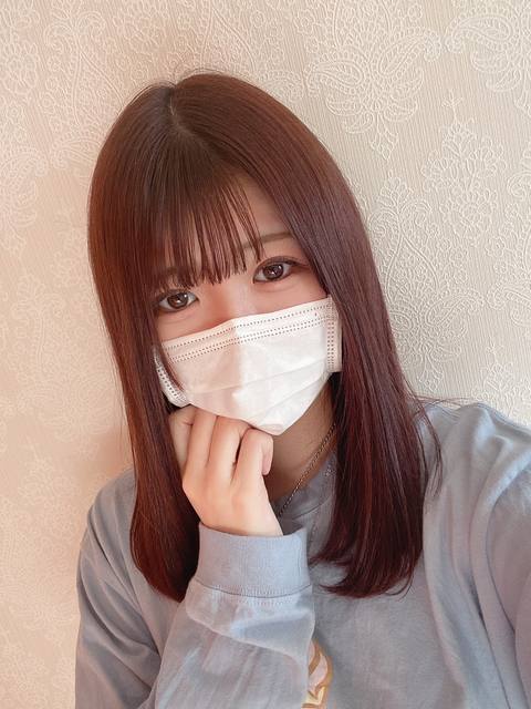 結婚NTR！婚約中の美女が舐められて舌入れられて包茎おちんぽをしゃぶっちゃう。