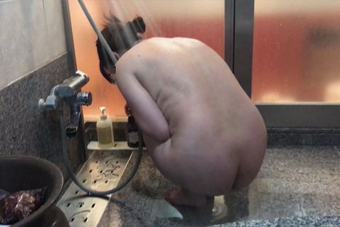 ※期間限定特典付き【ハメ撮り・無修正】コの養育費を**とられた人妻、旦那に言えず他人棒に***ることで補填をするしかなかった悲劇の現実