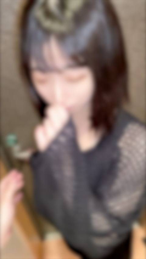 ハメ撮り【本物芸能人】200Kでガチ交渉。超絶かわいい神スタイルのおねえさんを落とし一晩中ヤりまくりました。敏感体質だったのでイキまくり、求めまくりでめっちゃエロかったです（笑）