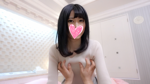 清楚系色白敏感乳首　服の上からでもわかる感じ方..　裸になれば性にオープンになり...