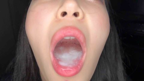 【超絶美女】SSS級のこんな美女が!️?みんなに内緒でネカフェラごっくん
