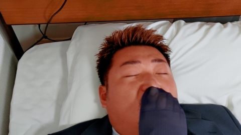 蒸れたソックス舐めから生種まで デカマラ先輩を大満喫！