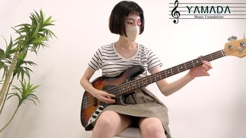 [Chest flicker stealing ●] Famous musician second s. A female college  with a beautiful nipple [Bass