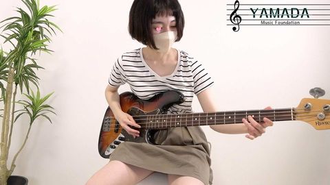 [Chest flicker stealing ●] Famous musician second s. A female college  with a beautiful nipple [Bass