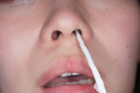 女体探検隊5　桜叶の鼻　鼻の穴を見られて興奮する変態人妻、自ら広げ刺激し喜ぶ桜叶さんの鼻の穴を4K画質でとことんお見せします。豚鼻、鼻こより、鼻フック、最高に刺激的です　