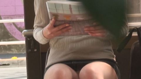 【個人撮影】【パンチラ】座りパンチラ　可愛いパンツ見えちゃってますよｗｗ５名