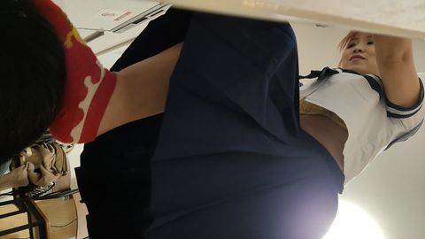 渚ちゃんの私物臭ソックスでストレス発散で顔面踏まれたM男