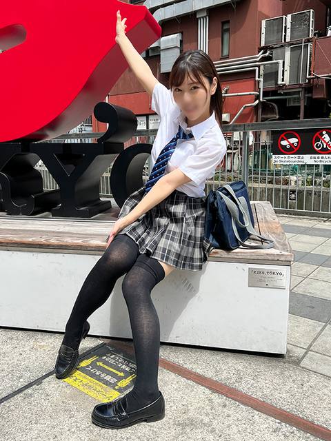 G乳スケベ**・めいちゃん 『交尾好き杉』 美まんこをおじさんちんぽでくちゅくちゅ高速生ピストン 中出し＆パイ射