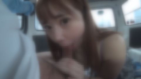 ご無沙汰若奥様の濃厚車内フェラ！「フェラする女」