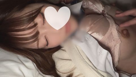 超デカ勃起乳首がエロいスレンダー美女 ビュービュー潮吹きしちゃう早漏おマ〇コ青チェちゃん SEX