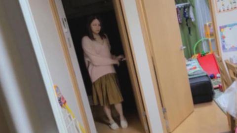 【個人】気丈な元銀◯ホステスの奥さんは、平穏な日常を維持する為に定期的にカラダを捧げ、その状況に感情も麻痺していってしまう。